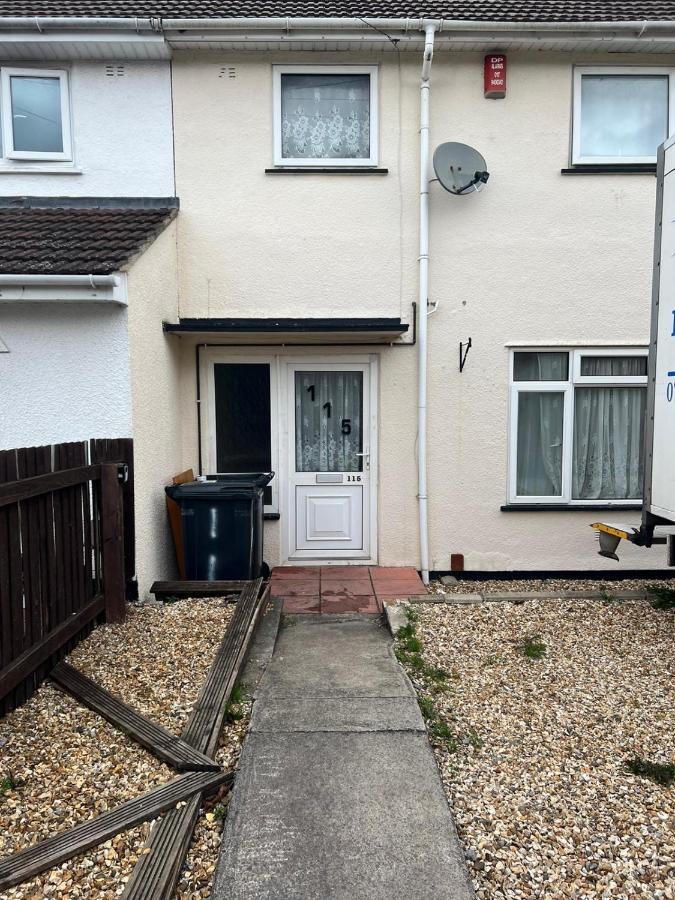 Casa de hóspedes Shared House In Chakeshill Drive Bristol